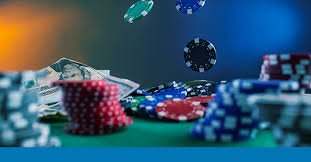 Pengguna Indonesia memainkan Live Casino hangat138 di ponsel Android dengan koneksi mobile